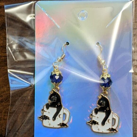 Coffee and Cats Earrings - Picture 6 of 8